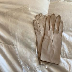 Vintage Beige Suede Leather Gloves